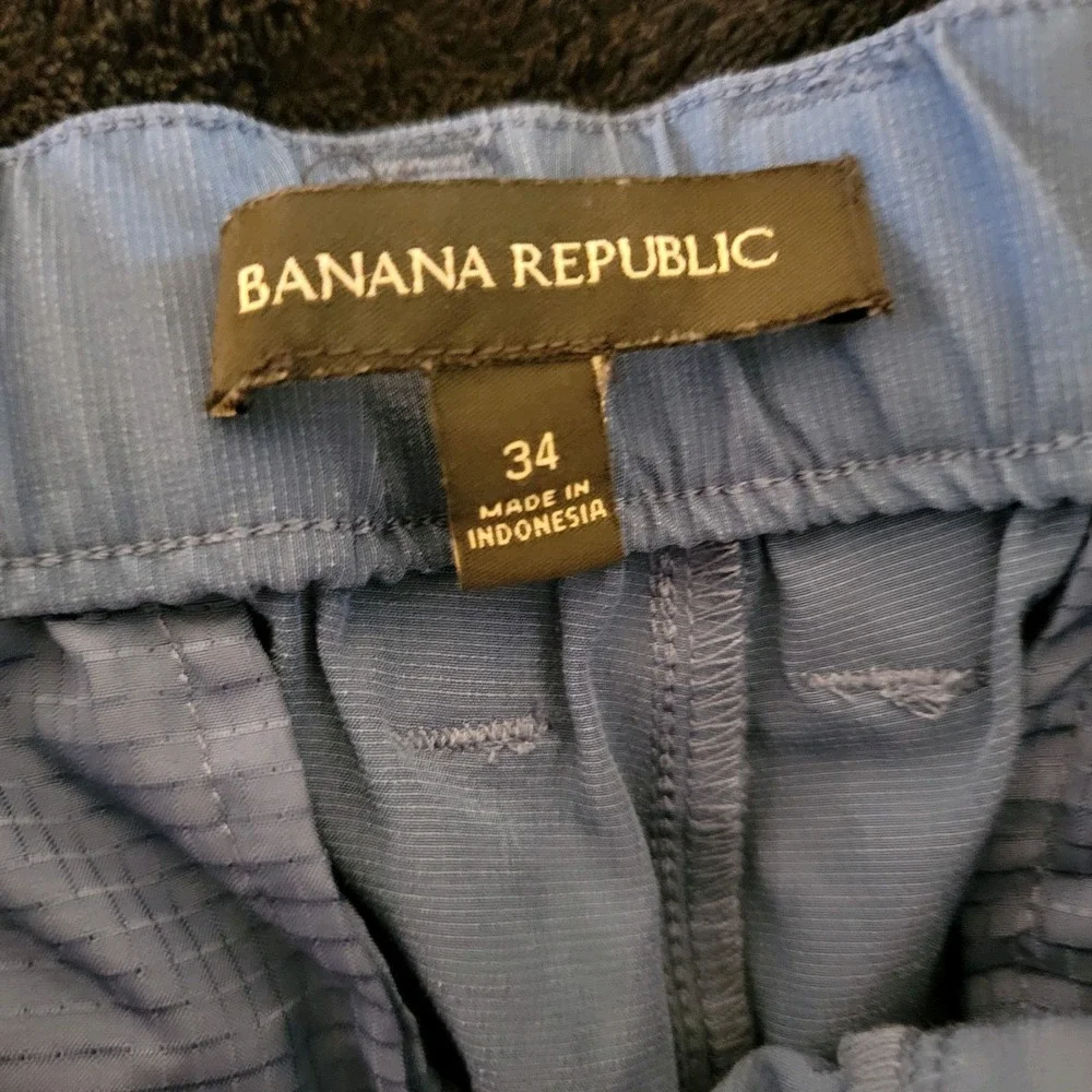Banana Republic Men's‎ Blue Board Shorts Size 34